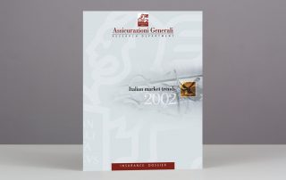 Copertina Assicurazioni Generali Research Department Italian Market Trends 2002 Insurance Dossier Grafica Massimo Goina