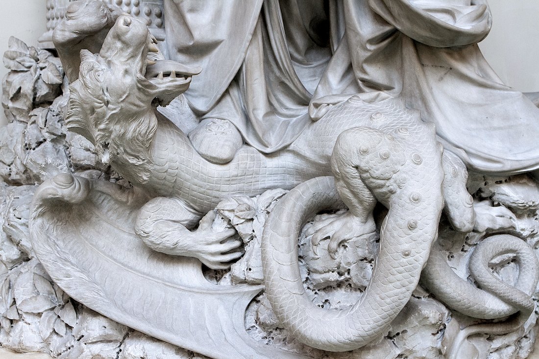 Allegoria dell’assicurazione (Ivan Rendic). Foto di Massimo Goina. Patrimonio Artistico Gruppo Generali. Trieste.